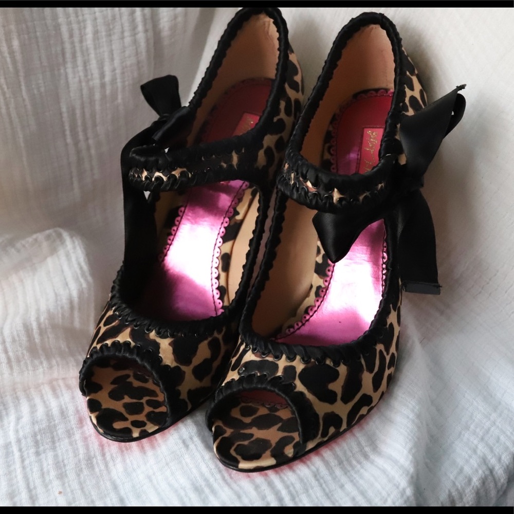 Betsey Johnson peep toe pumps